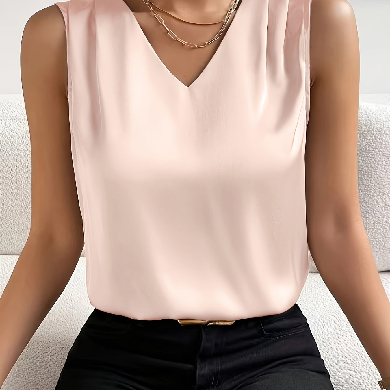Women's Elegant Sleeveless V-Neck Summer Party Dress - Solid Color Backless Blouse for Chinese New Year's Eve, Weddings & Special Occasions - Machine Washable V-Neck Top (No Jacket/Separate Blouse Needed) - Easy Care & Versatile Style