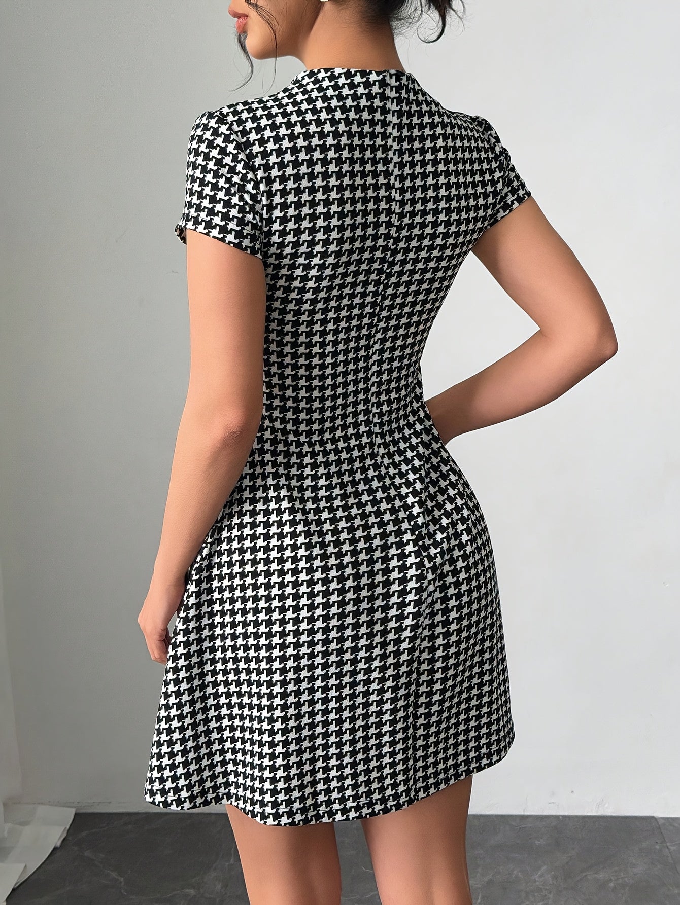 Elegant Special Women's Elegant Short Sleeve Waist-Cinching Slim-Fit Dress