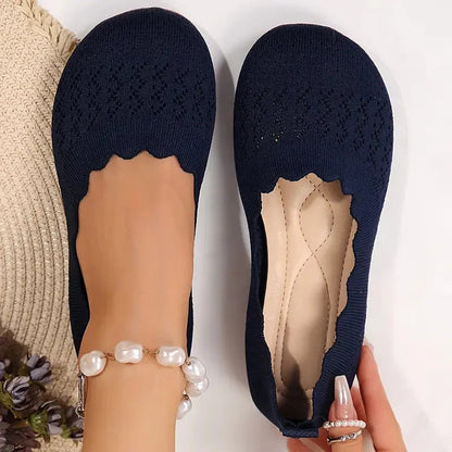 Comfortable Slip On Shoes for Women with Knit Upper Scalloped Edge Cushioned Flat Ballet Style