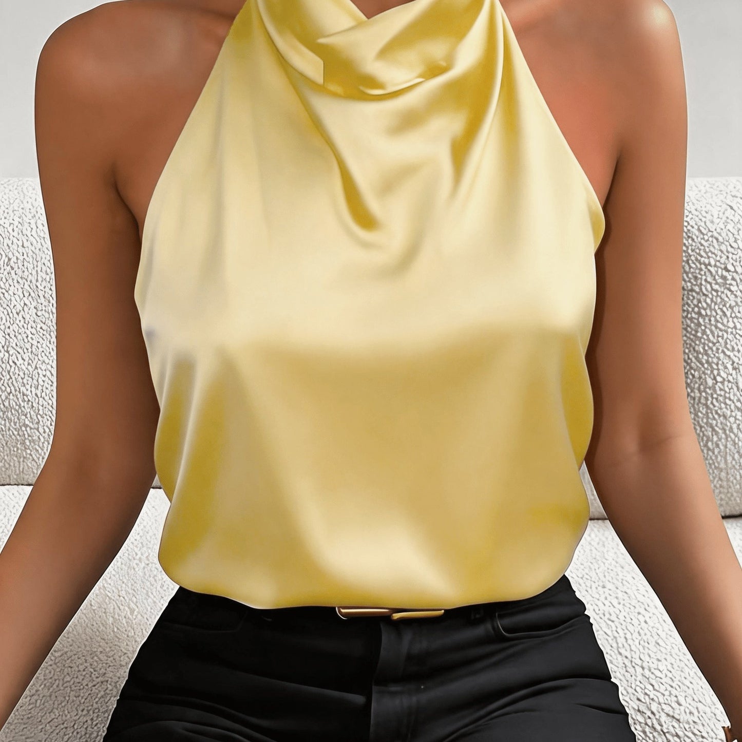 Halter Neck Backless Top, Elegant and Sexy, Vintage Style, Accentuates Your Figure, Suitable for Summer Dates Parties Commuting and Casual Fashion, Versatile and High-end, Short-length