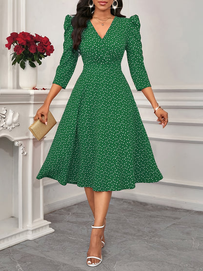 Women'S Valentine'S Day/New Year Party/Daily Work/Four Seasons Suitable Elegant Fashionable Versatile Daily Dating Round Neck Three Quarter Sleeve Waist Flared Long Red Dress, Little Heart Dress
