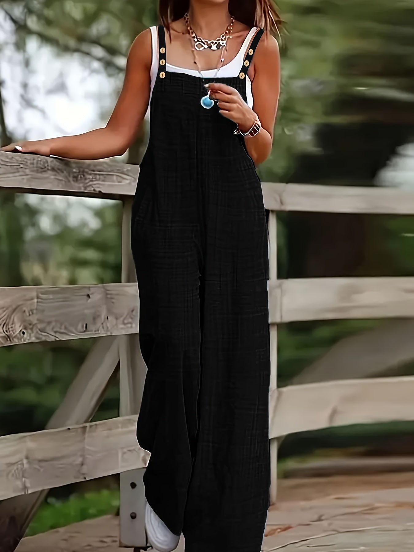 Women's Vacation Wide-Leg Jumpsuit - Sleeveless with Adjustable Buckle Straps, Pockets Included, Machine Washable, Solid Color
