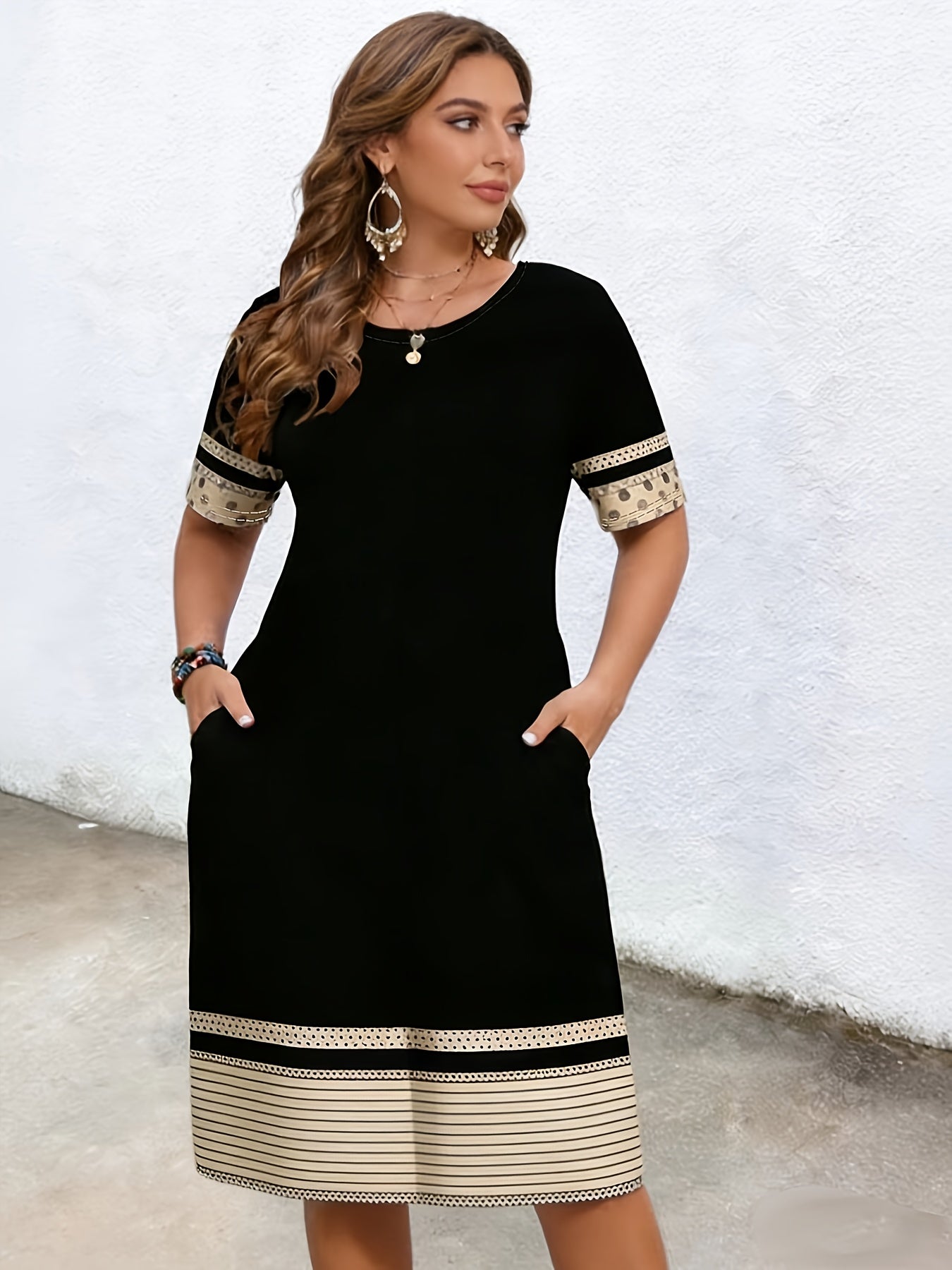 Plus Size, Elegant Striped and Polka Dot Prints, Simple yet Sophisticated. Positioning Anchor Printing, Flameproof Design, Large Size, Short-sleeved Dress. Perfect for Summer Music Festivals. It Brings Good Fortune!