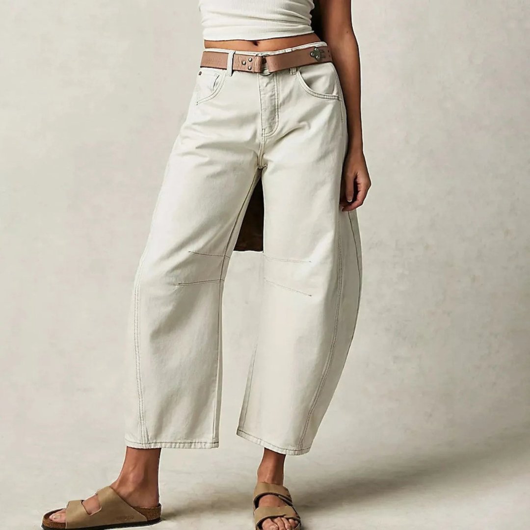 Effortless Relaxed Mom Jeans for Women in Cropped Barrel Leg Denim Style